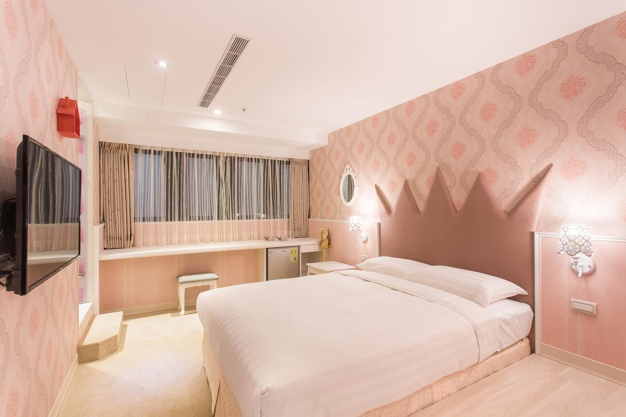 Rf Hotel - Sanchong Tajpej Zewnętrze zdjęcie